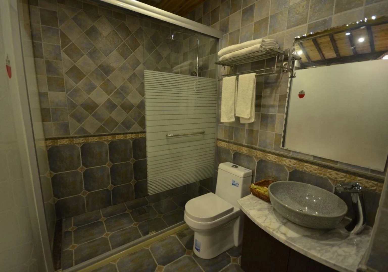 Wuzhen Jinhanghe Inn