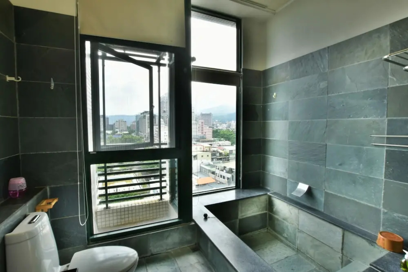 Duoai Mineral Spring