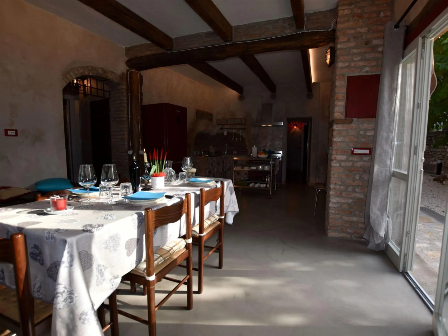 Ancient, Renovated Farmstead With Private, Equipped Garden. Only 3km From the Lake