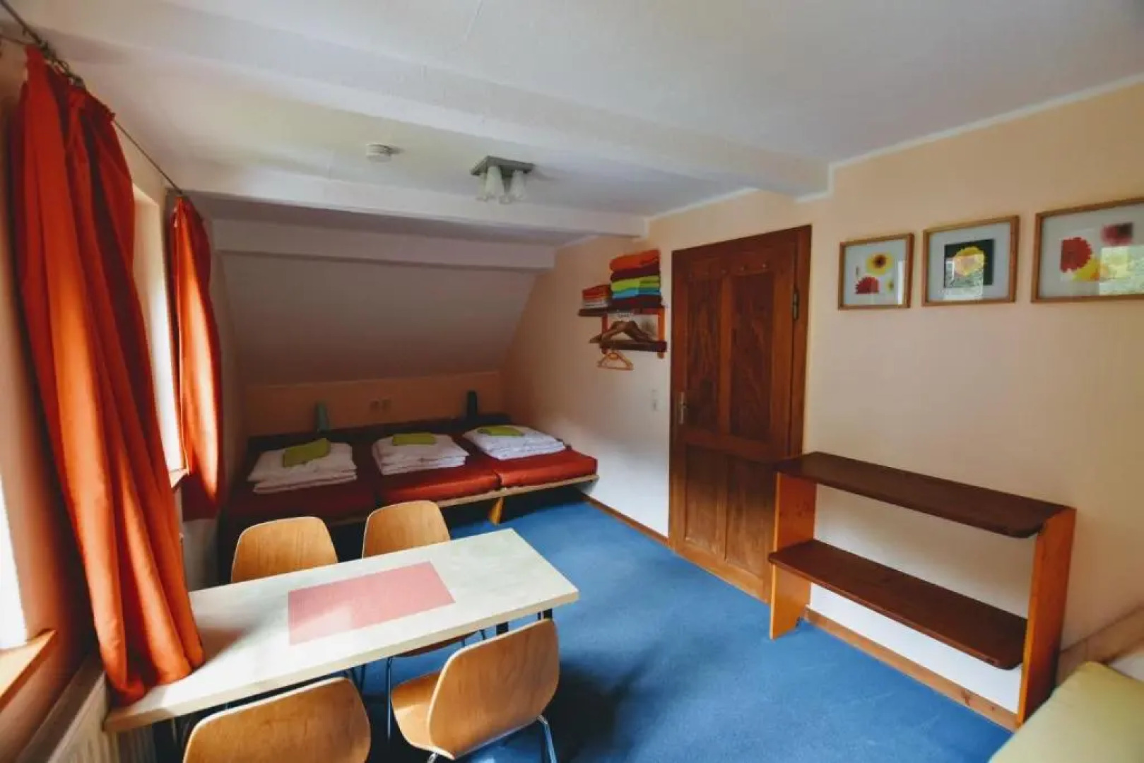 Herberge Orange - Hostel