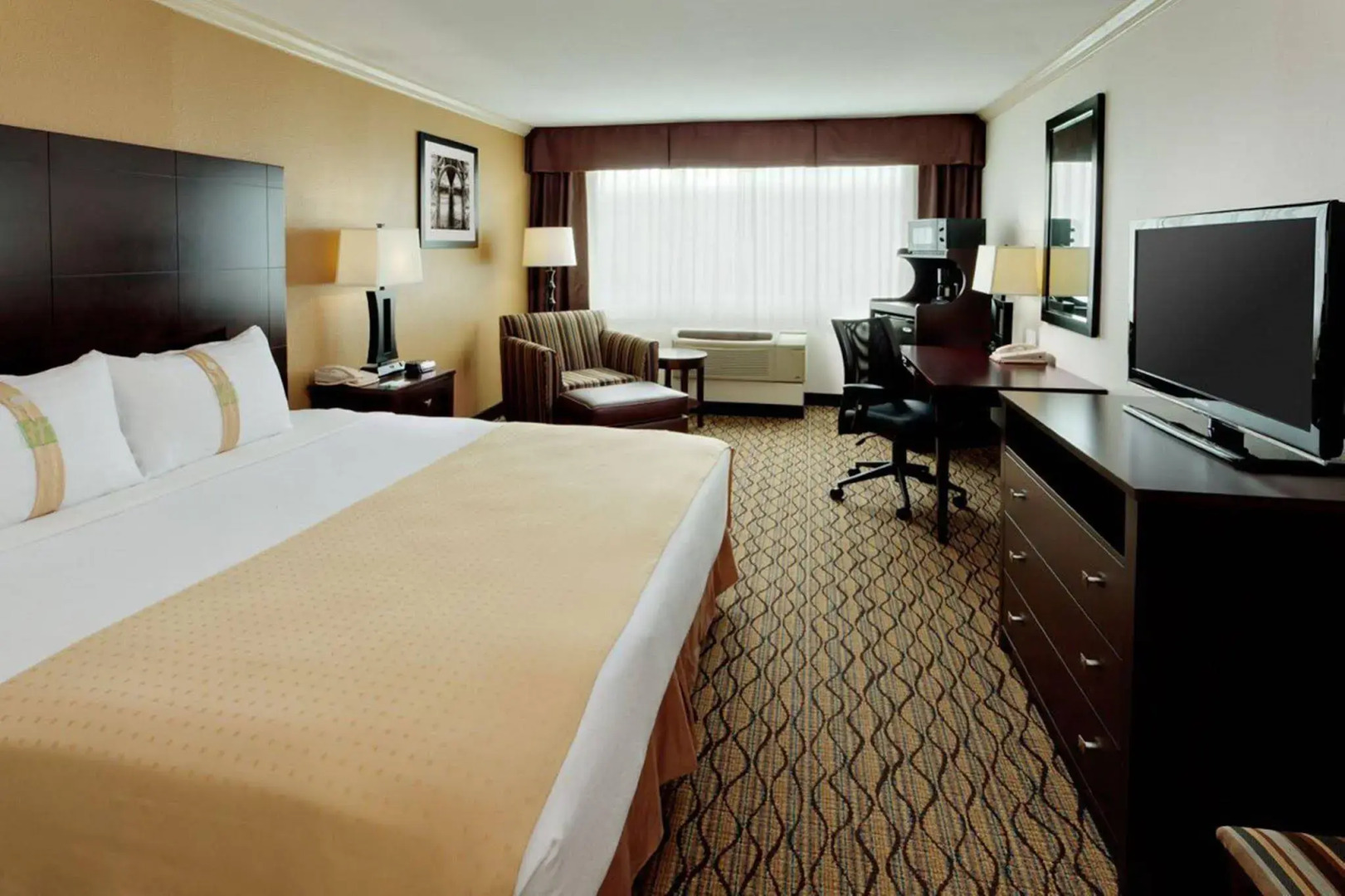 Mitchell Executive Hotels-Fort Lee
