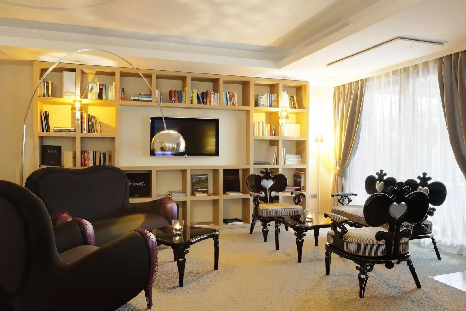 Art & Design Hotel Napura