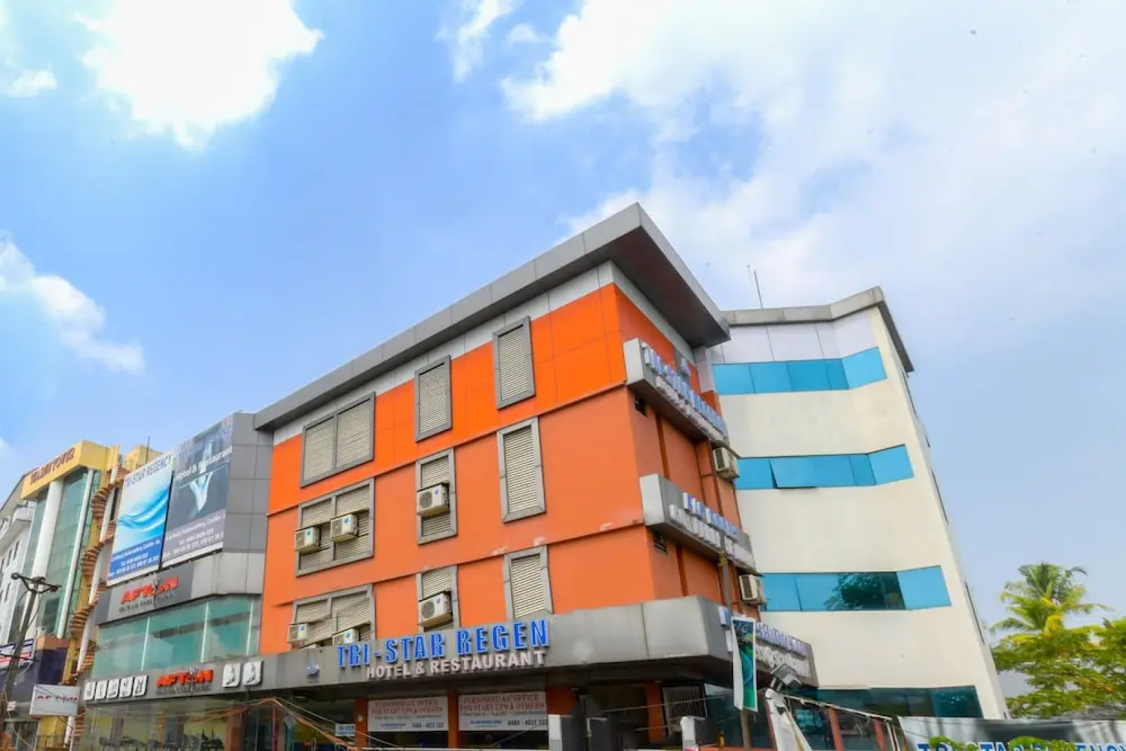 Hotel Tri-Star Regency