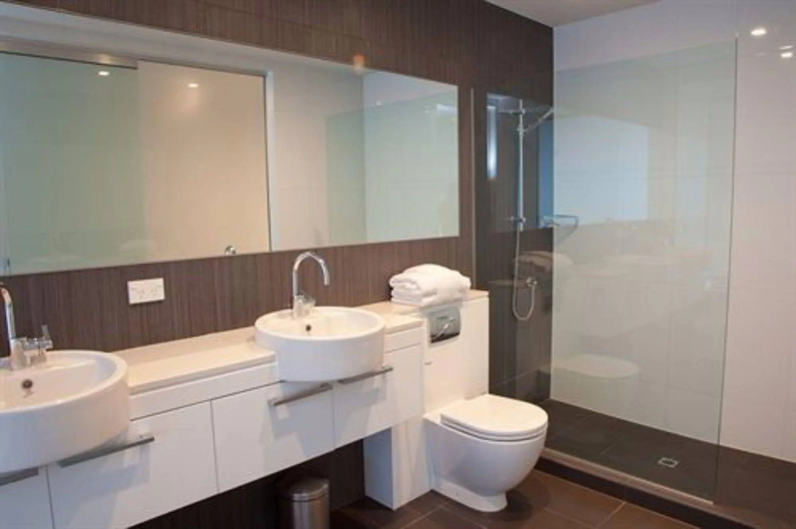 Element Escapes Luxury Apartments