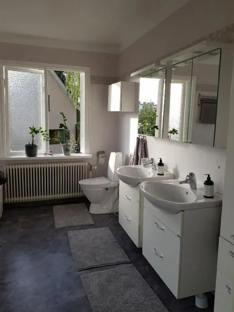 Lovely Spacious Apartment  centerally