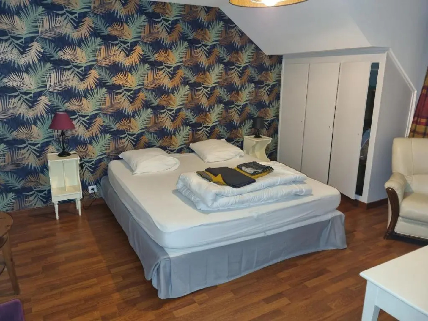 Maison du port, à 100 m de la mer jusqu'à 9 personnes