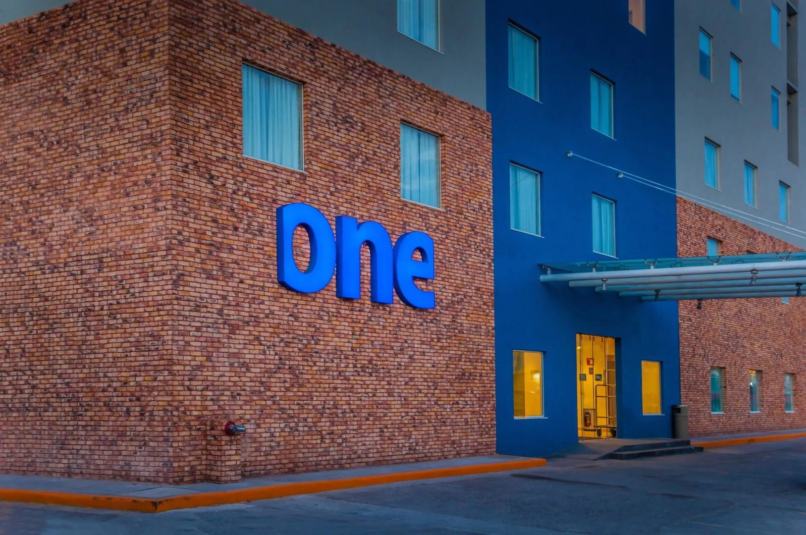 One Monclova Hotel