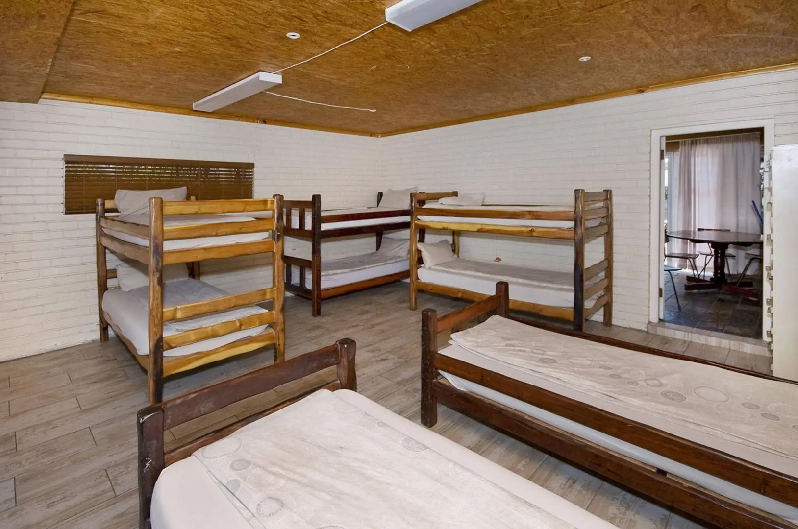 Lungile Backpackers Lodge