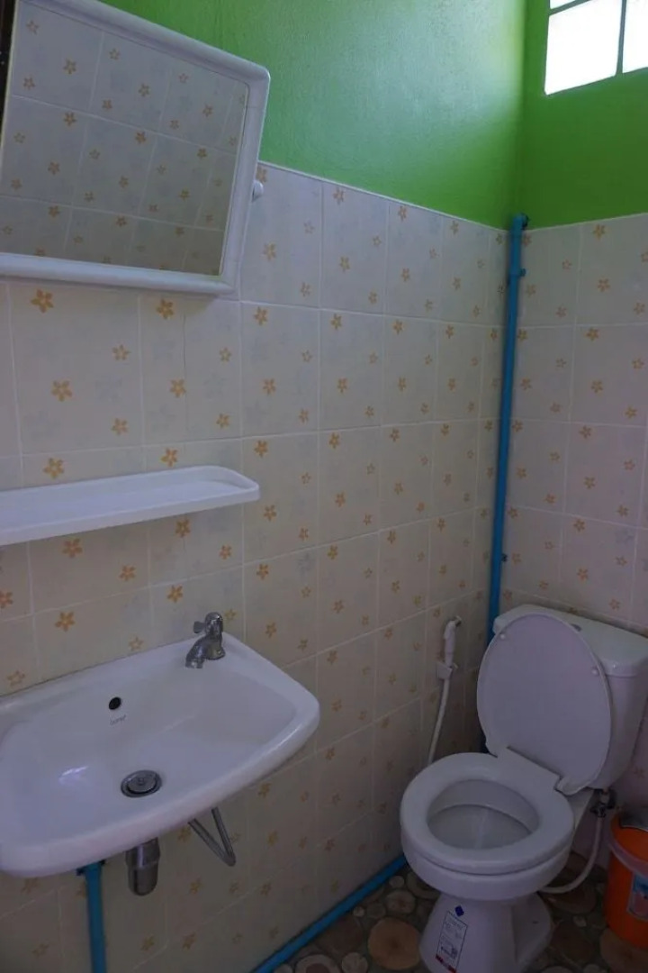 Thong Hug House Resort