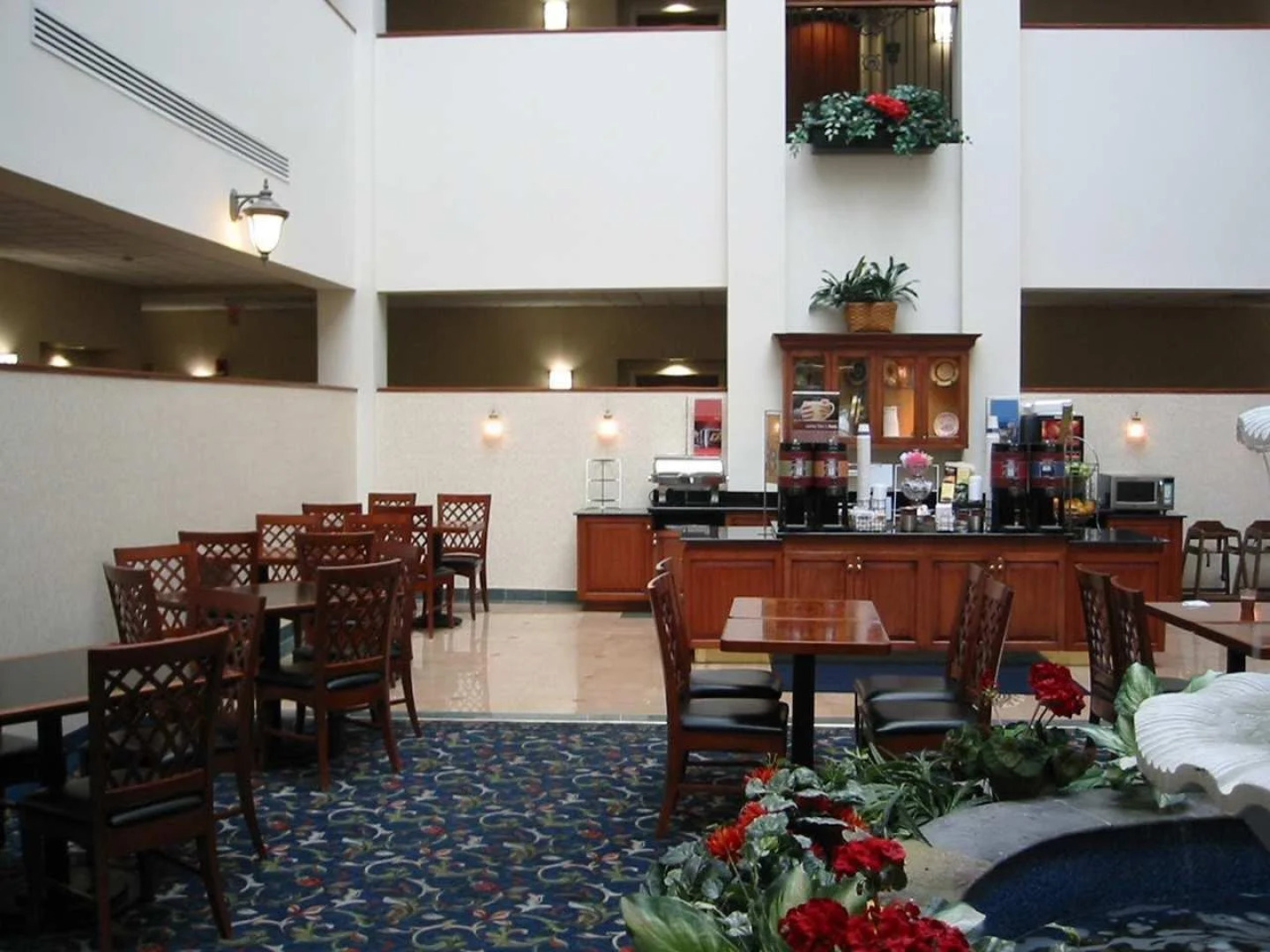 Hampton Inn & Suites Rockville Centre