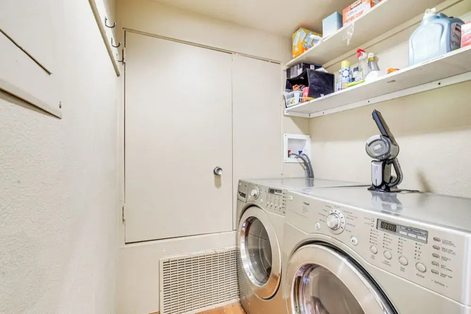 Balcony & Views: Pet-friendly Indian Wells Unit