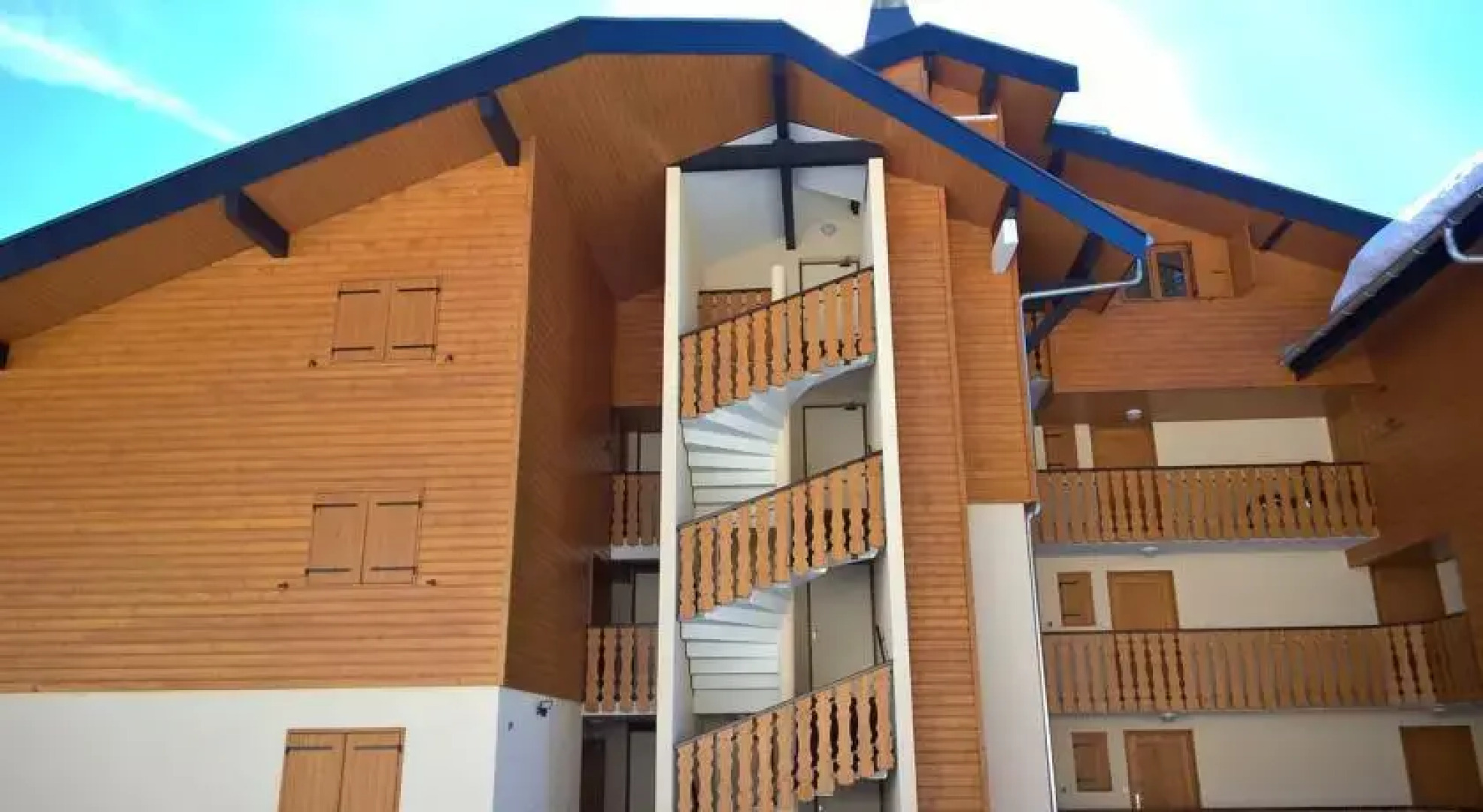 3 Bedrooms Penthouse Les Iris