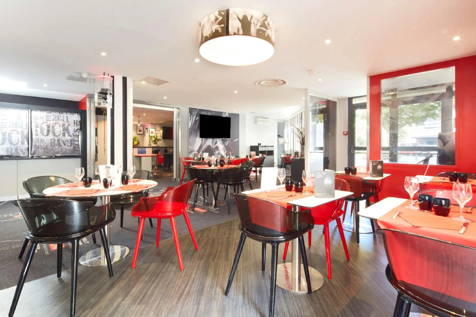 Отель Hotel Inn Design Paris Porte de Saint-Ouen