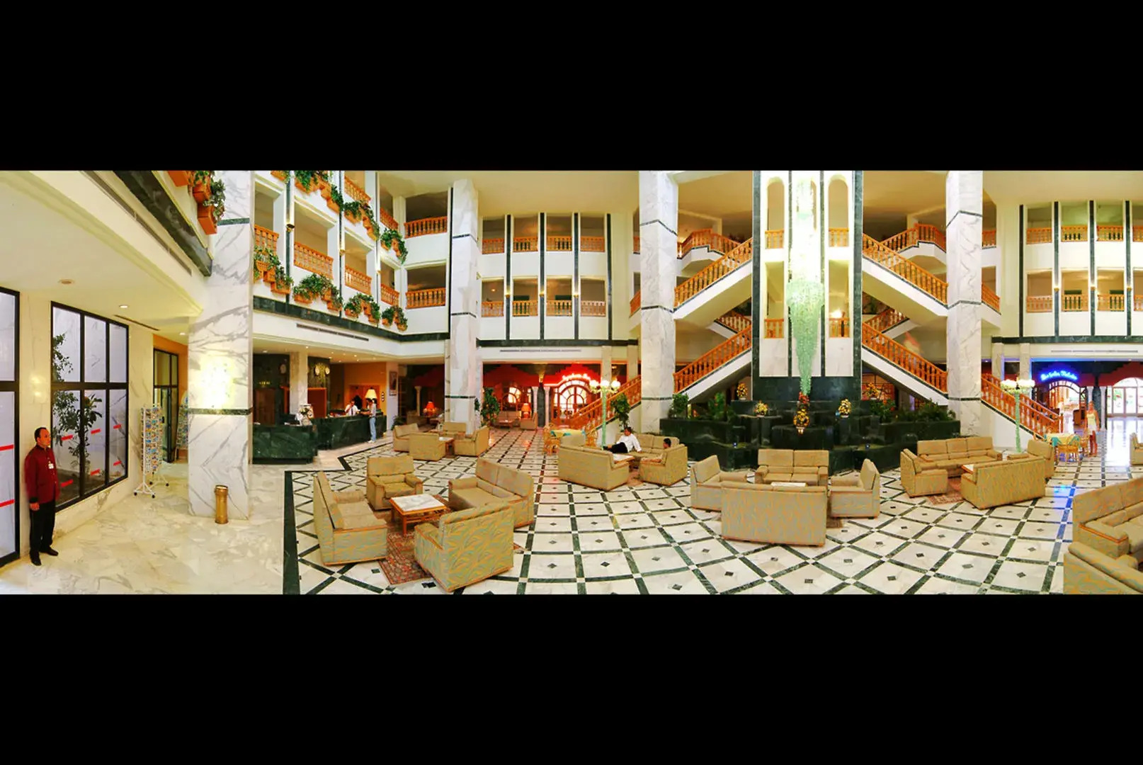 Le Soleil Bella Vista Resort