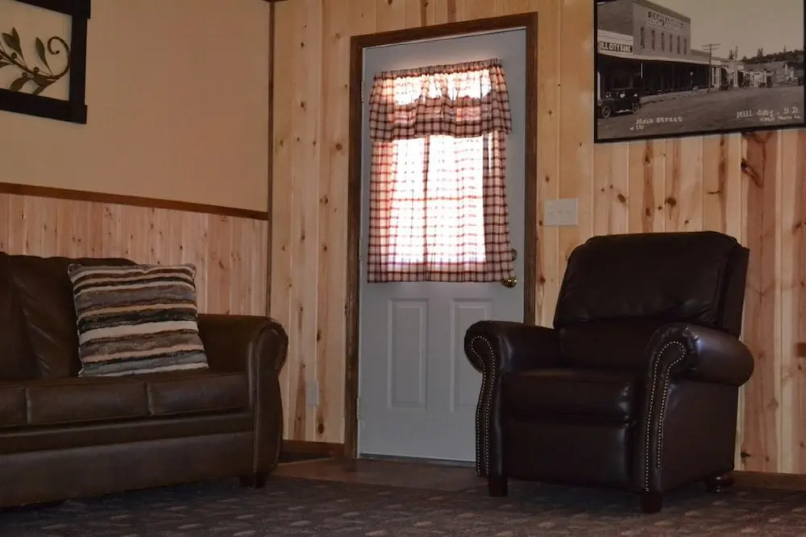 Black Elk Resort Cottages and RV Park