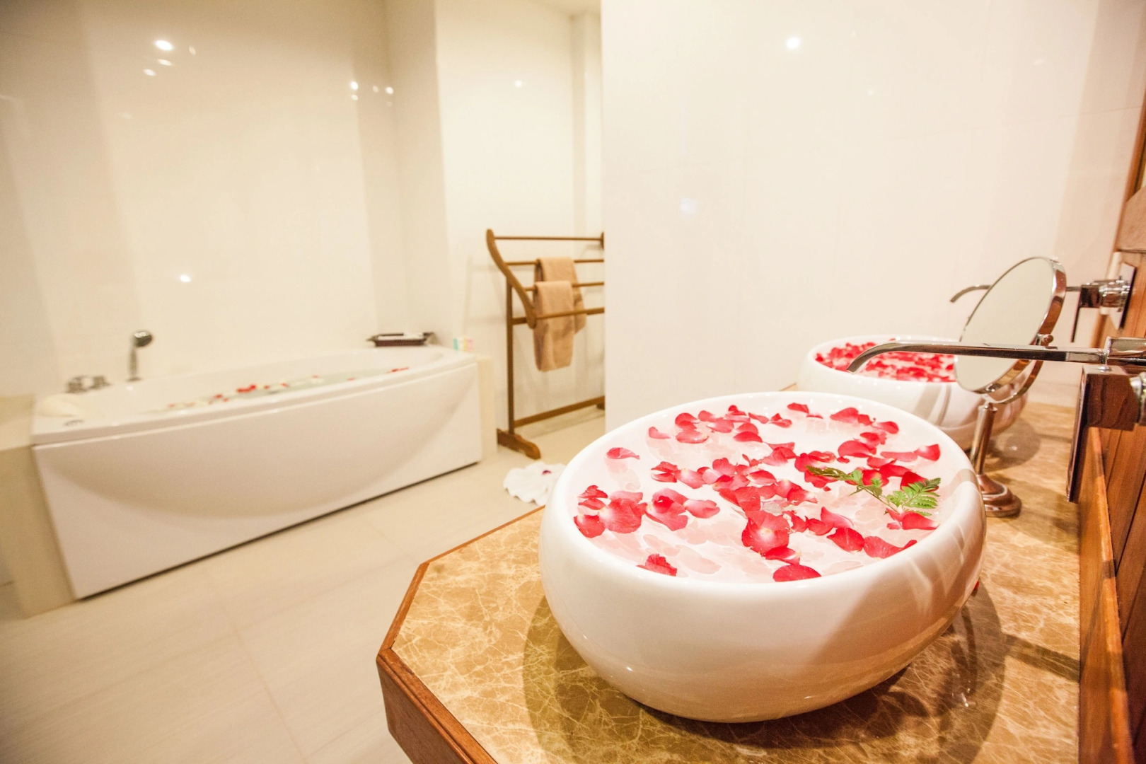 Howard Johnson by Wyndham Phuket Naiyang