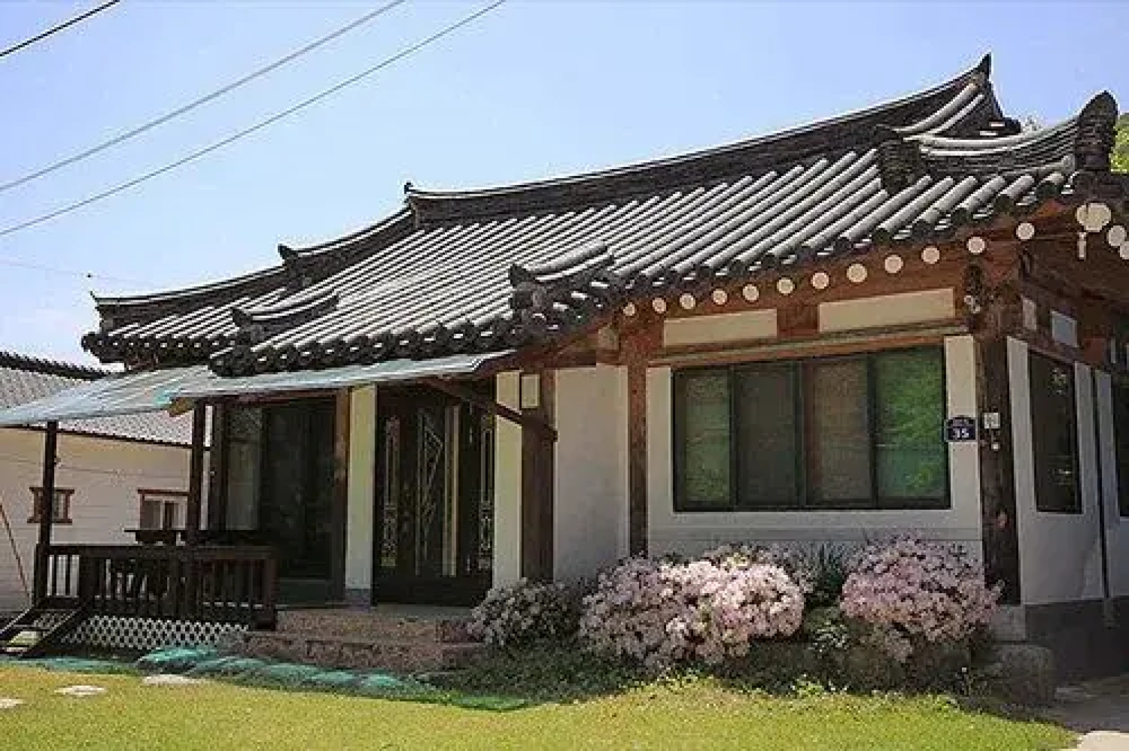 Yangsan Sound of Mountain & Sea Pension