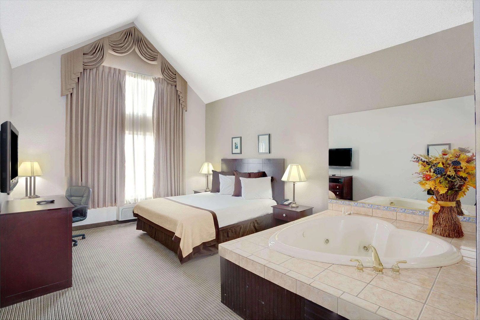 Baymont Inn & Suites