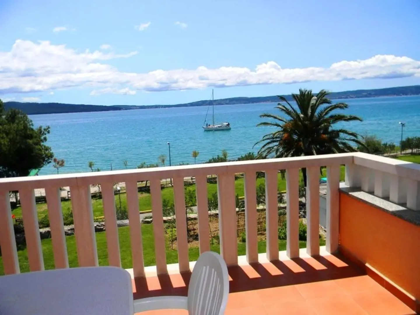 Apartment Luxury Cream