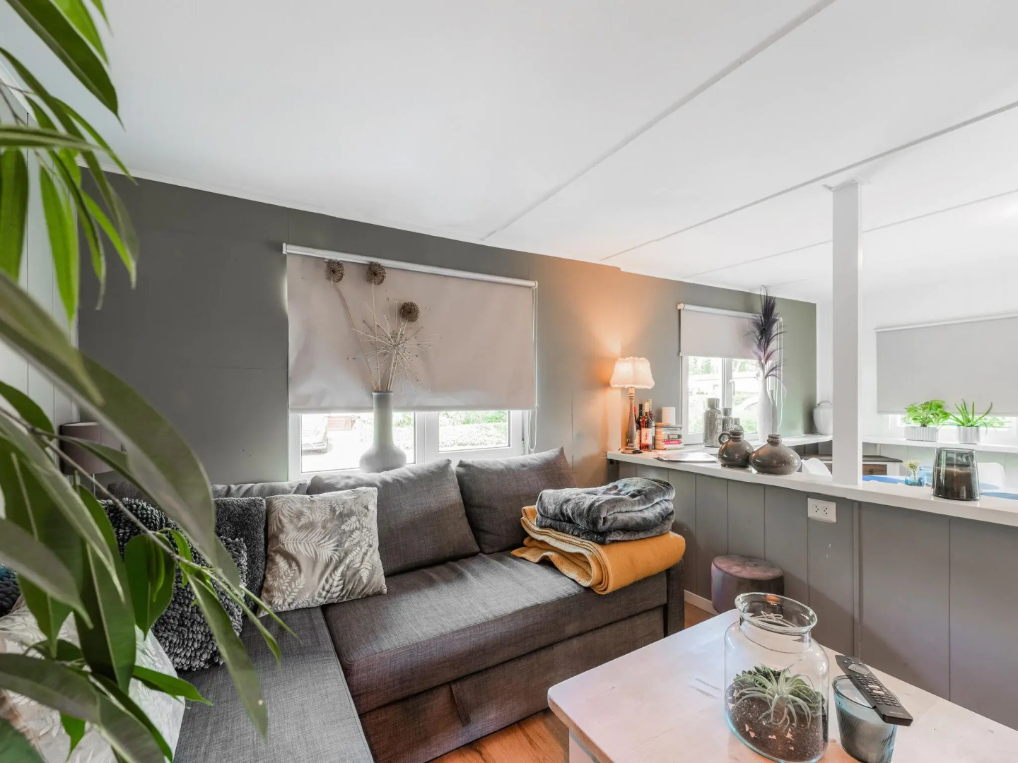 Lovely Wooden Chalet With Garden in Reutum