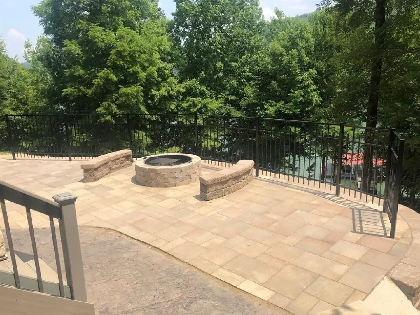 Lake Front Rendezvous