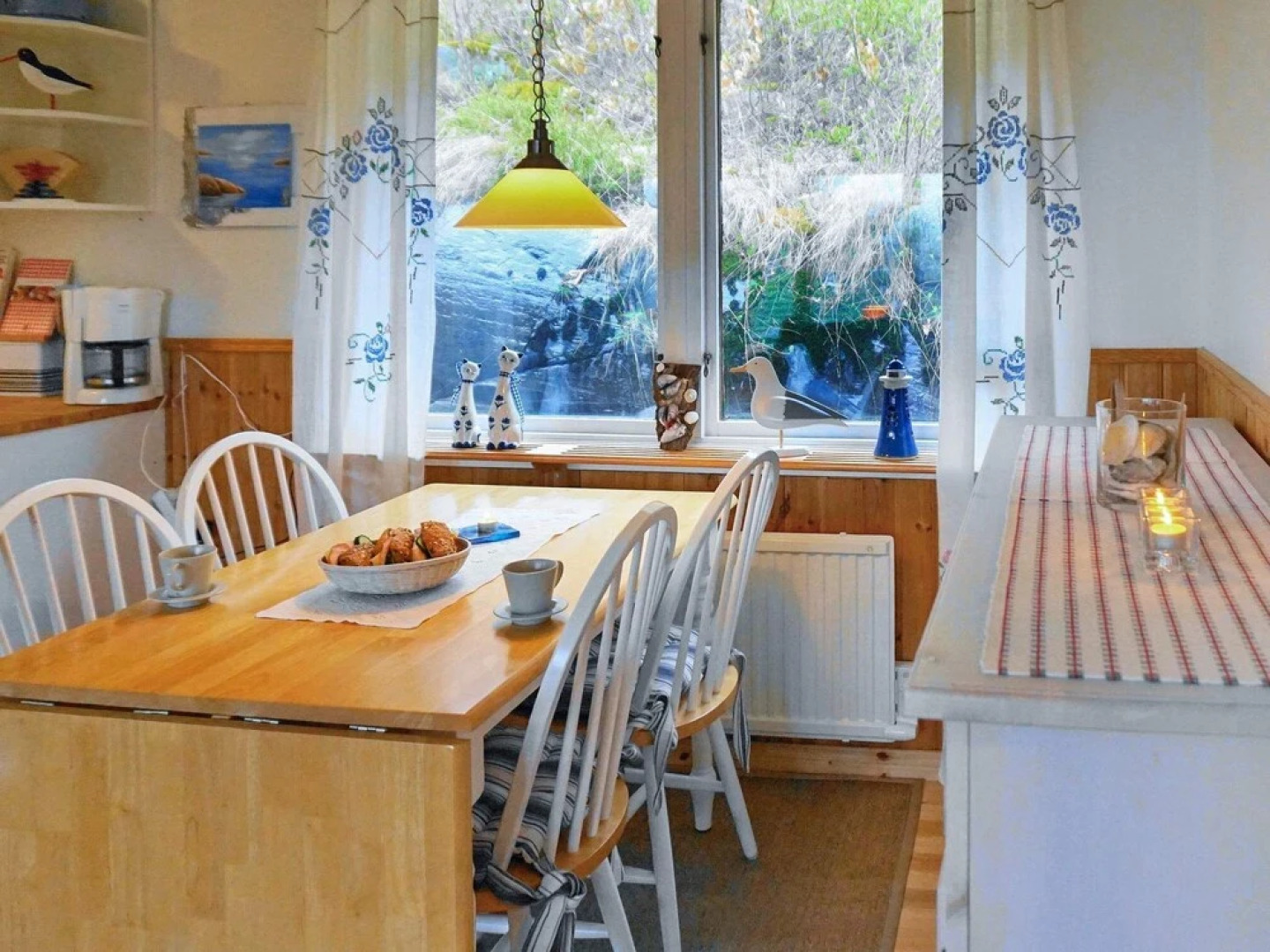 6 Person Holiday Home in Skärhamn