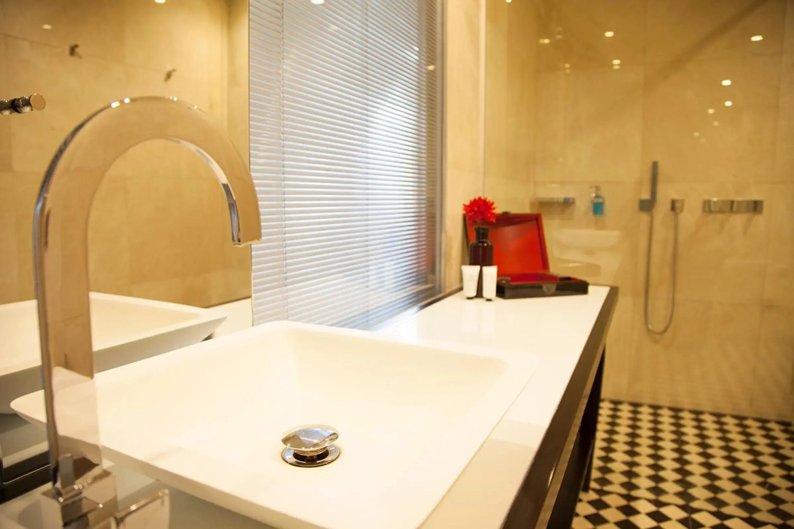 Quentin XL Potsdamer Platz Hotel