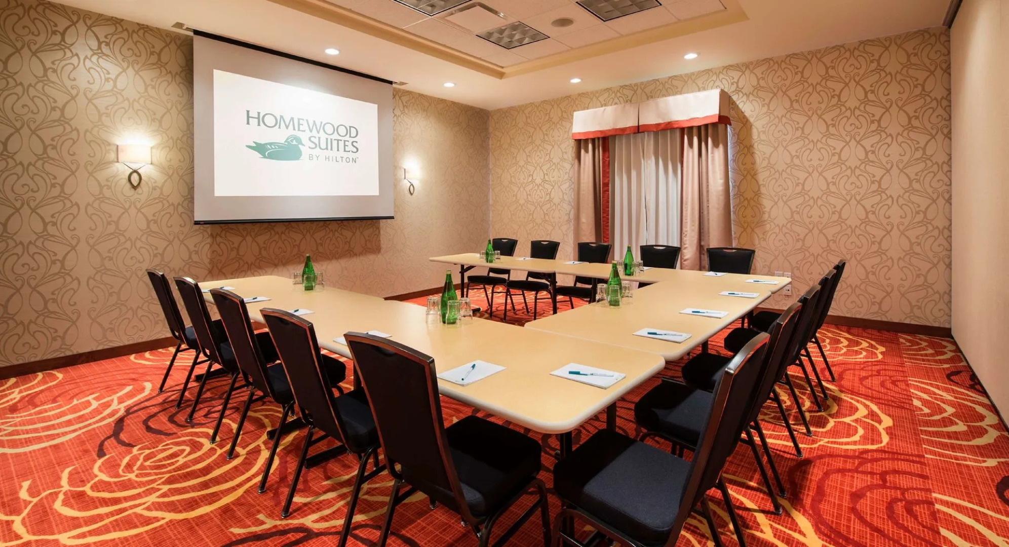 Homewood Suites by Hilton Winnipeg Airport-Polo Park, MB