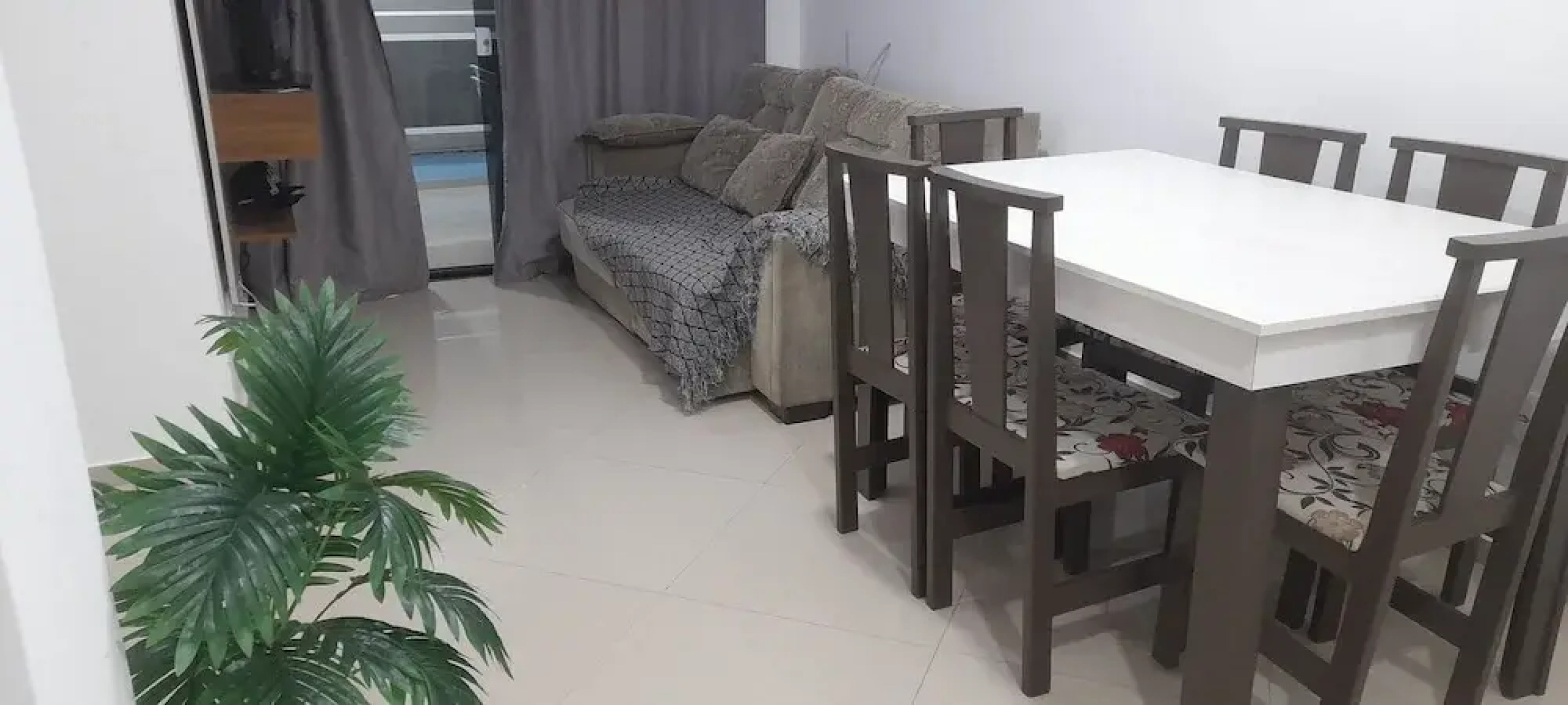 Apto 101 na divisa das Thermas