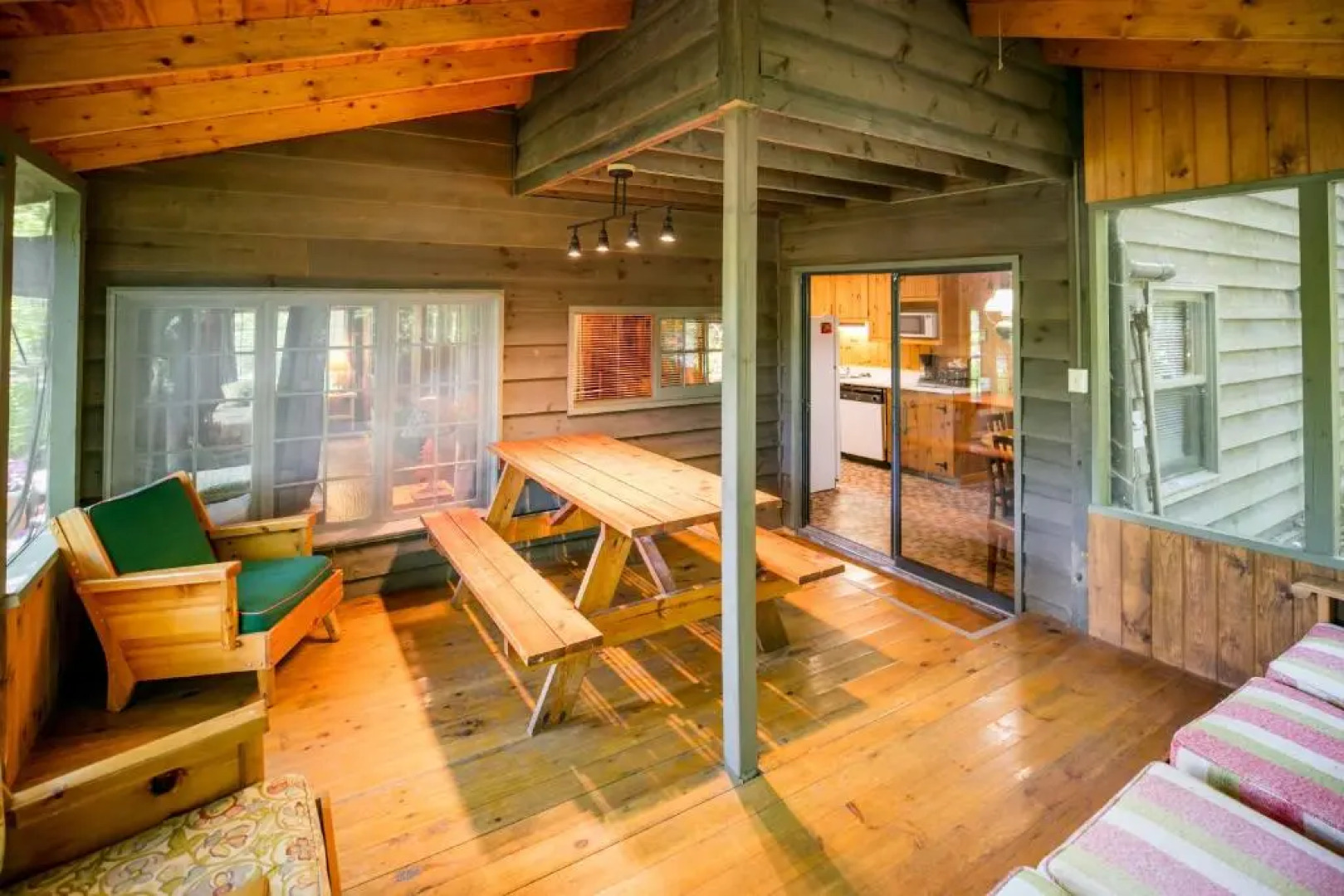 Ludlow's Island Resort