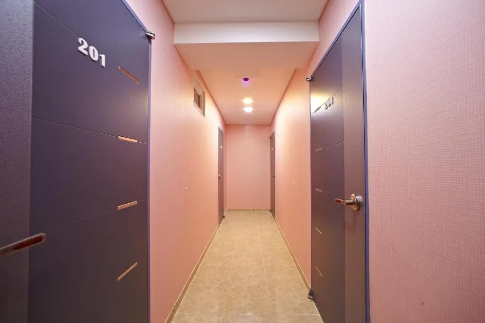 Rainbow Hotel Myeongdong