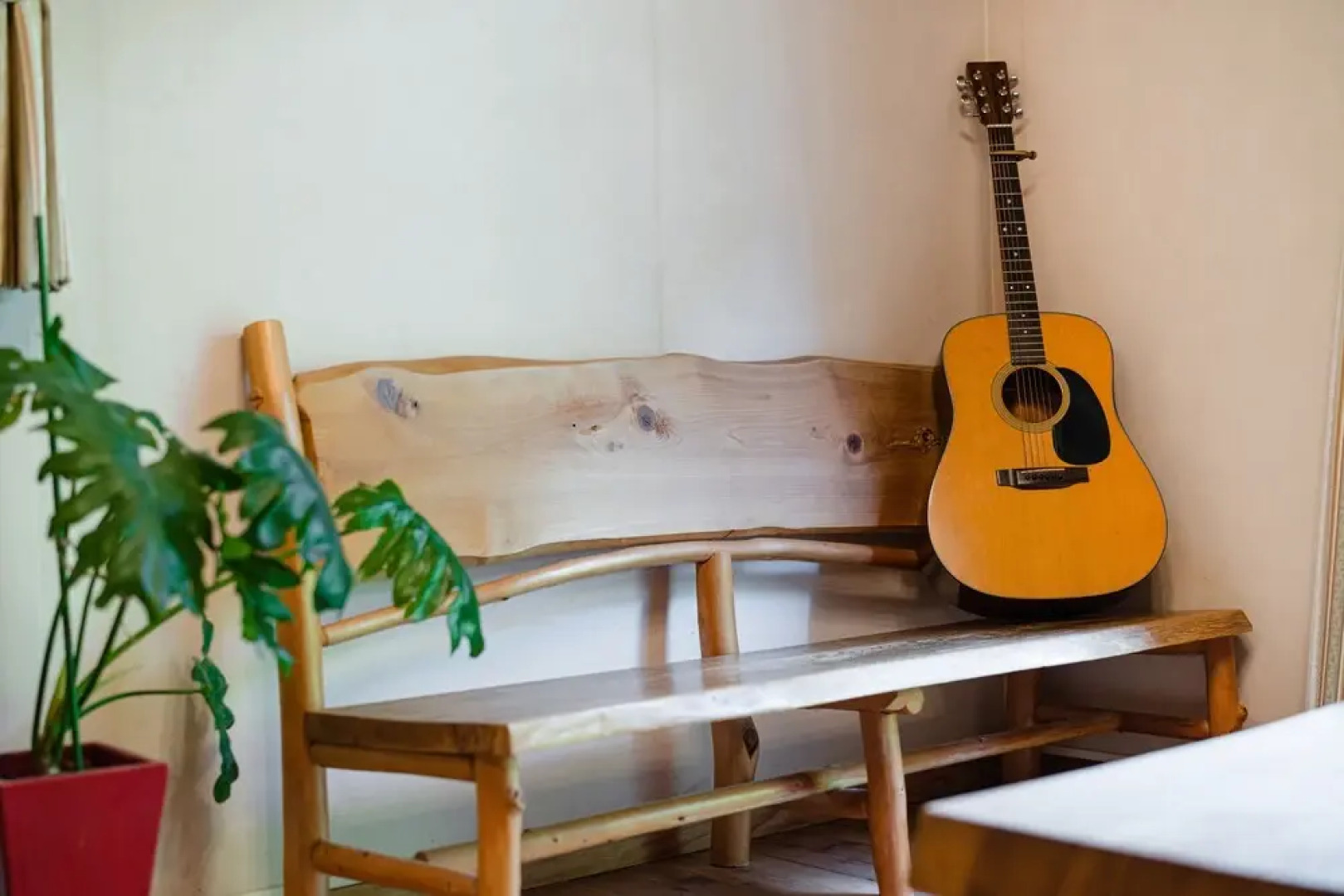 Abbey Road Inn Seika