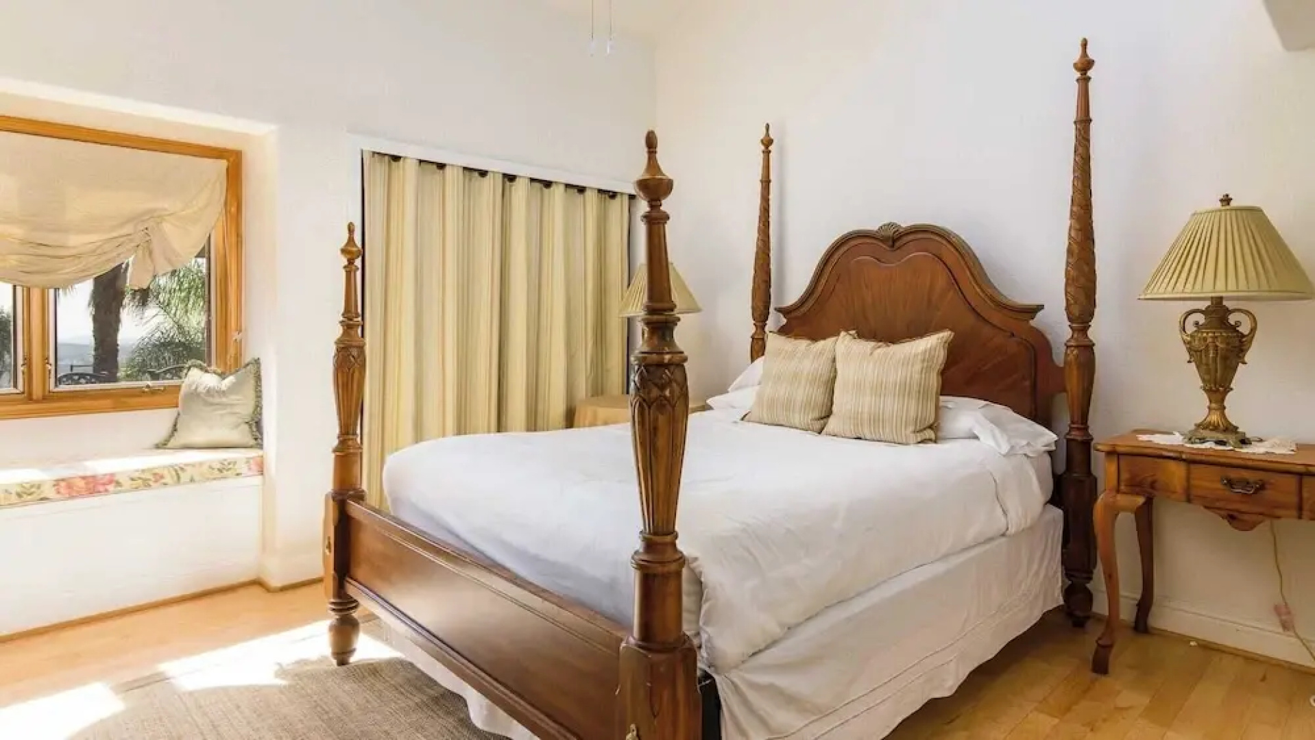 Two Estates w/ Pools, Hot Tubs, Game Rooms, Valley Views & Tennis Court Near Beaches & Wineries