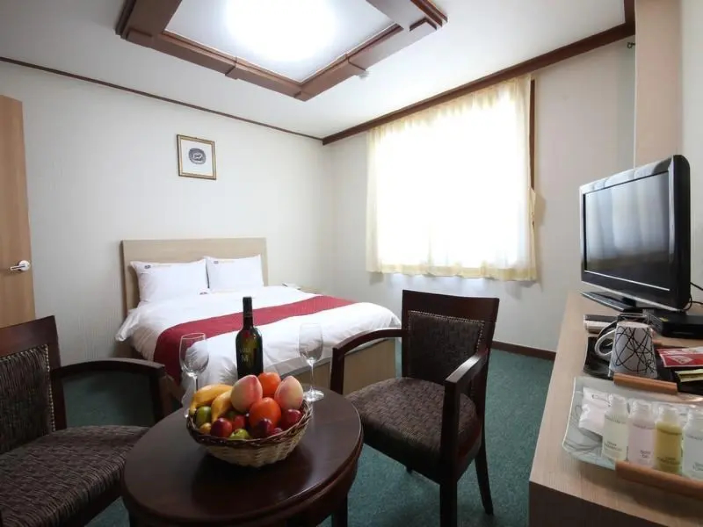 Tongyeong Tourist Hotel