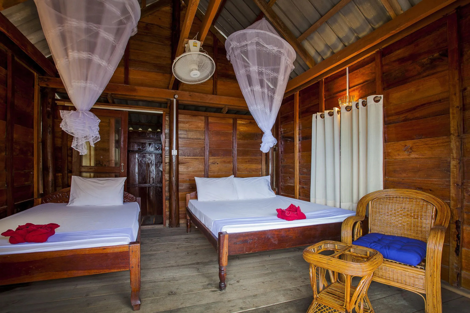 Happy Elephant Bungalows