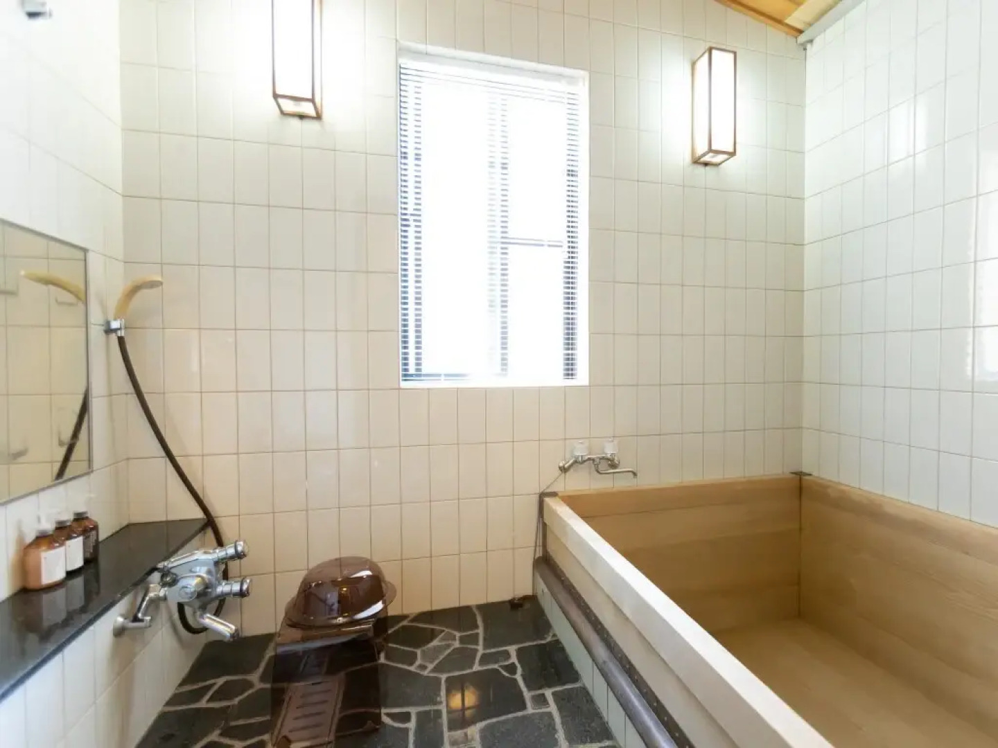 Shimantogawa Genryu Morino Kuni Mizugiwa No Lodge