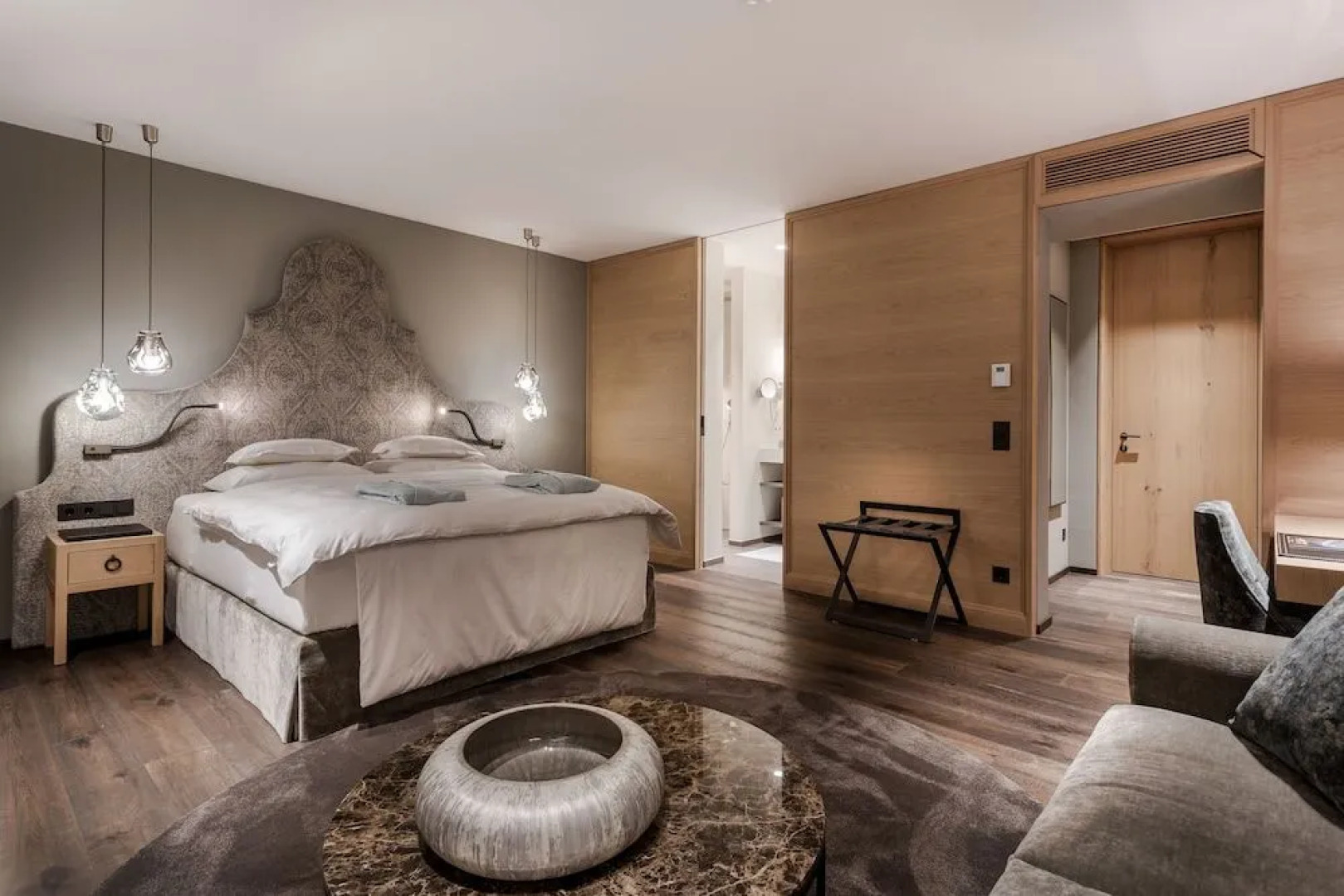 Eva Hof Lakeside Suites