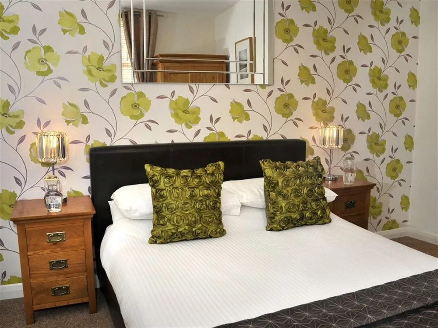 Number 46 Rooms and Apartments