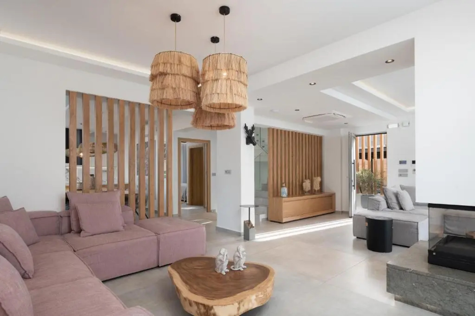 Hermes Grand Luxury Beachfront Villa & Spa, By ThinkVilla