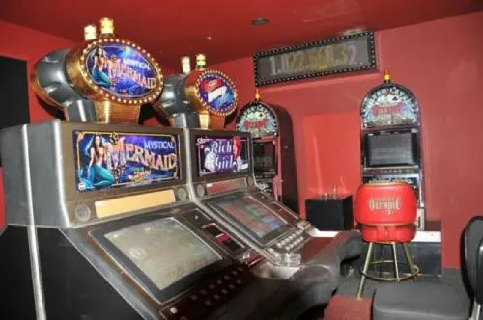 First International Inn Newtown