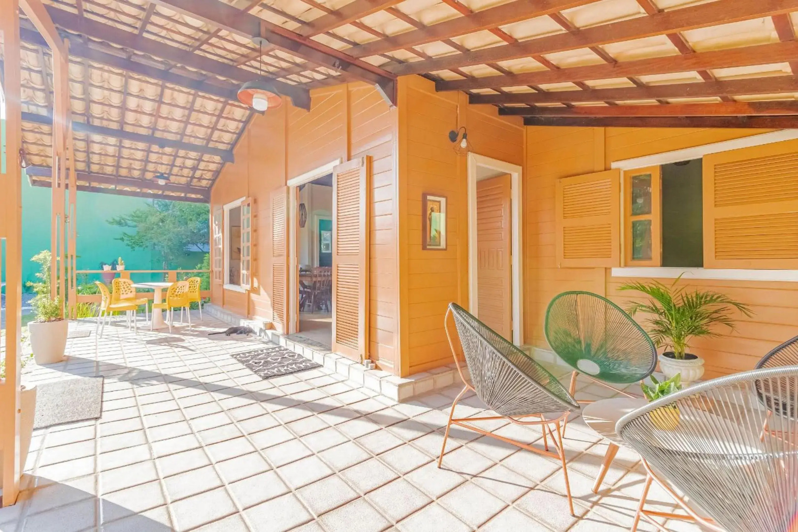 VT04 Excelente Casa 3 Quartos e Piscina