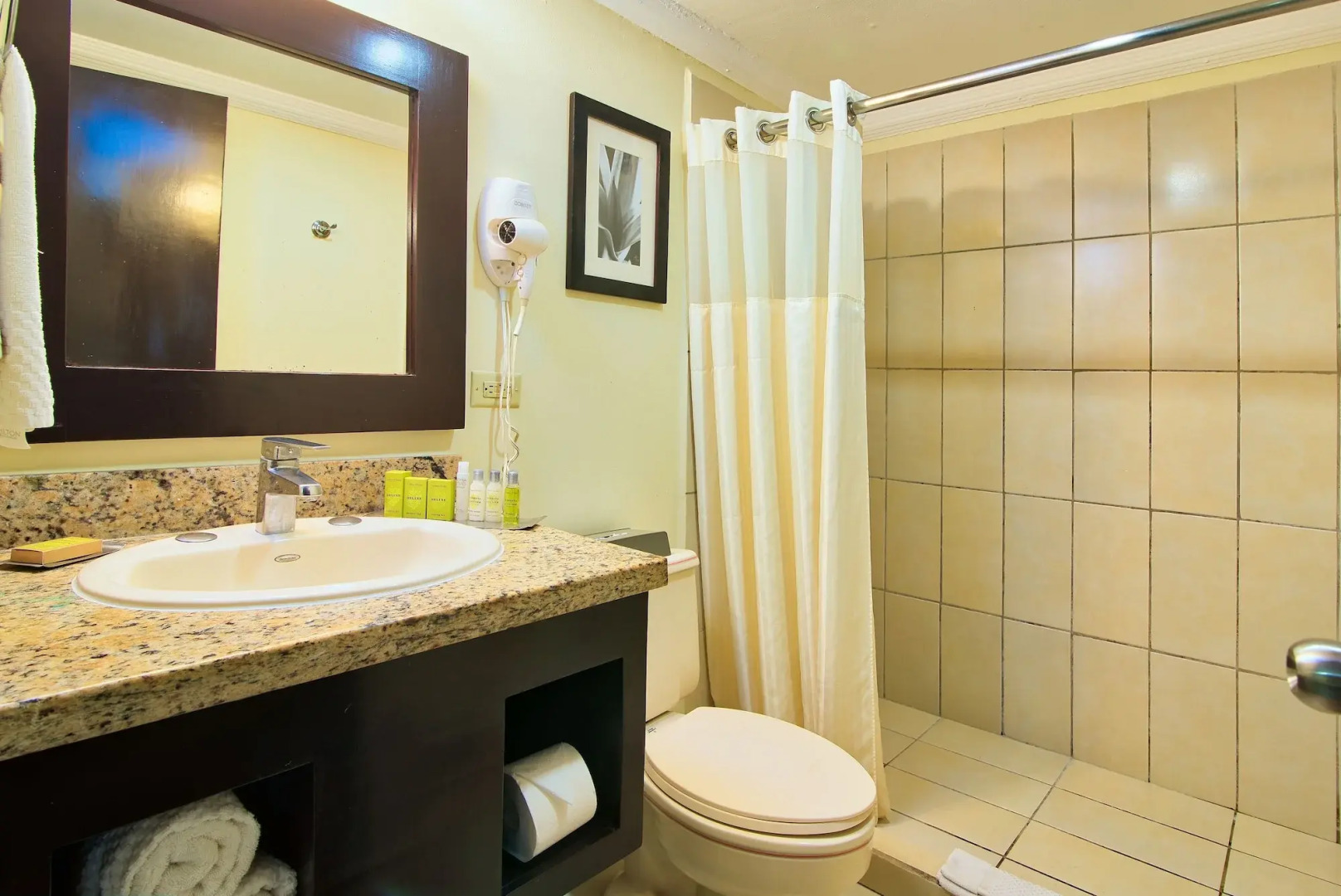 Fiesta Resort Central Pacific - All Inclusive