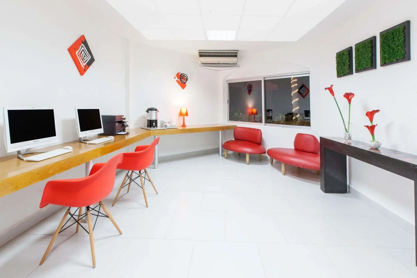 Отель Adhara Express