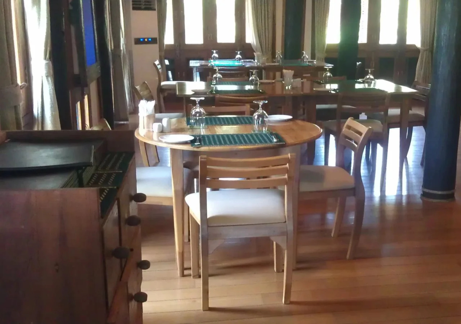 Nga Laik Kan Tha Eco Resort - Nay Pyi Taw