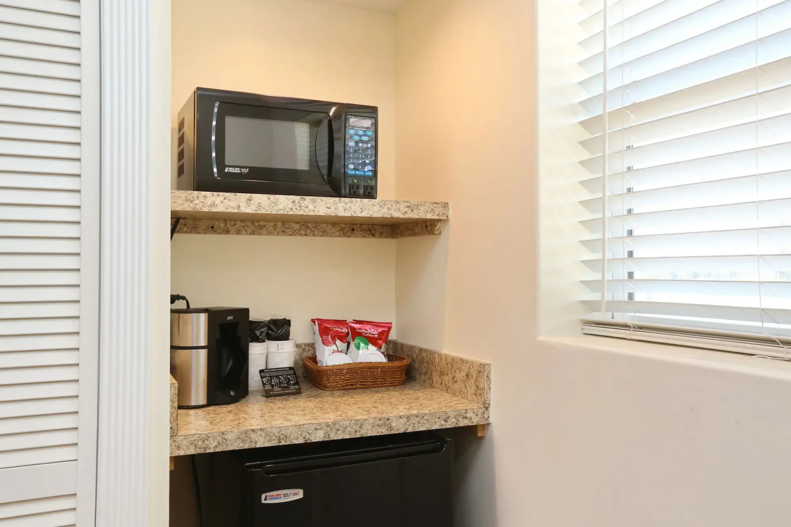 La Fiesta Ocean Inn And Suites