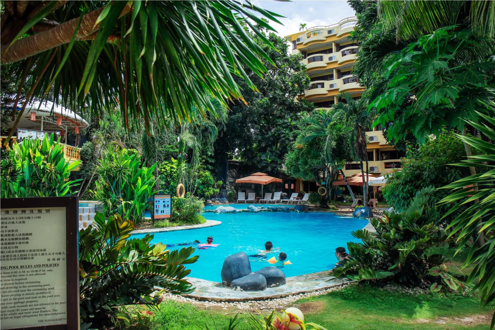 Paradise Garden Hotel and Convention Boracay Powered by ASTON