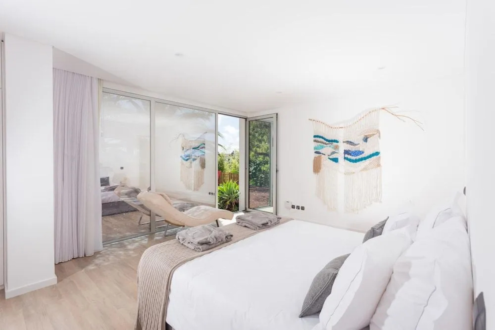 La Maison by White Exclusive Suites Villas