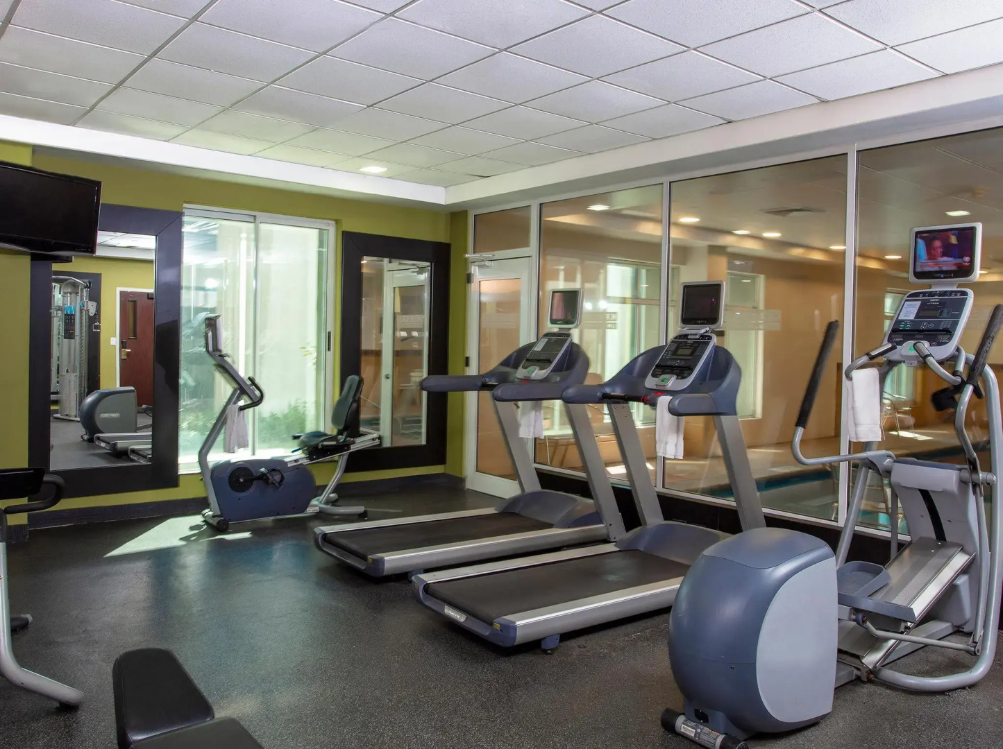 Krystal Urban Monterrey San Jerónimo