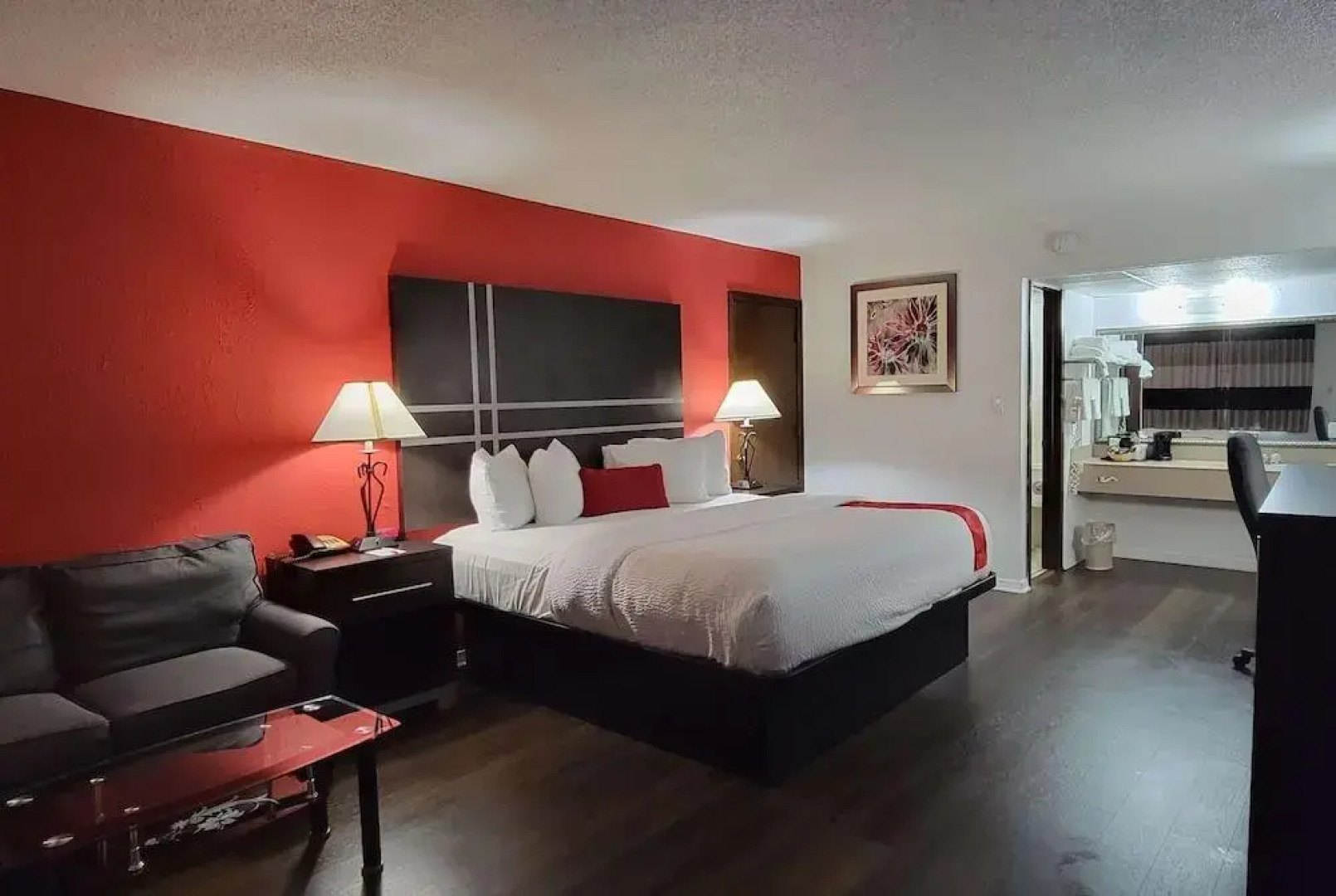 Ramada By Wyndham Mountain Home