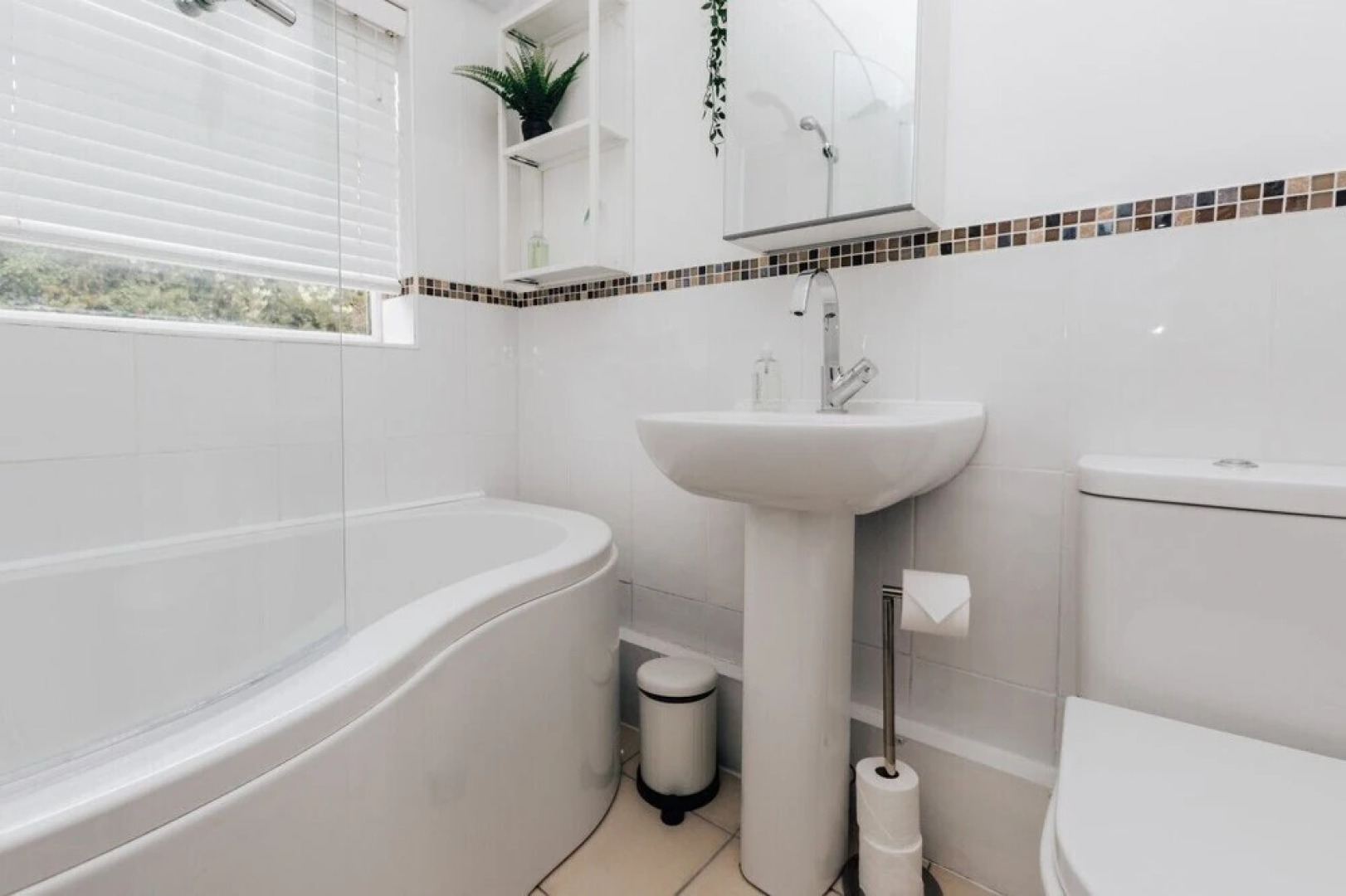 Park End House - Parking Pet Friendly - From 180 Per Night